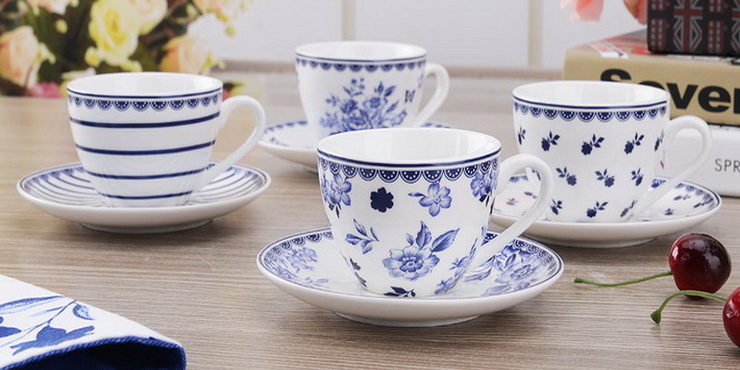 1741 Porcelana Magnoble Blue & White